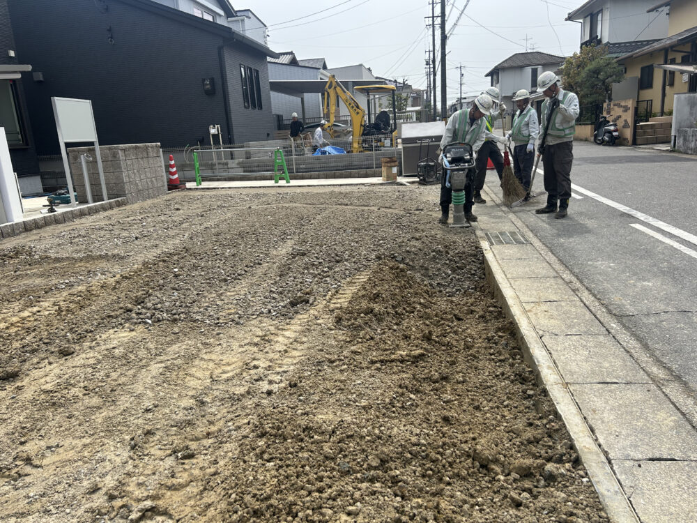 施工中